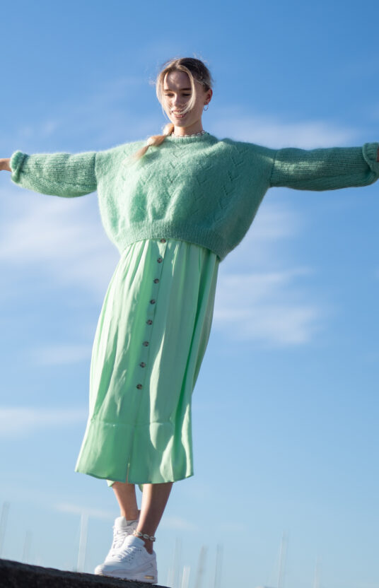 strikkeoppskrift genser dame struktur