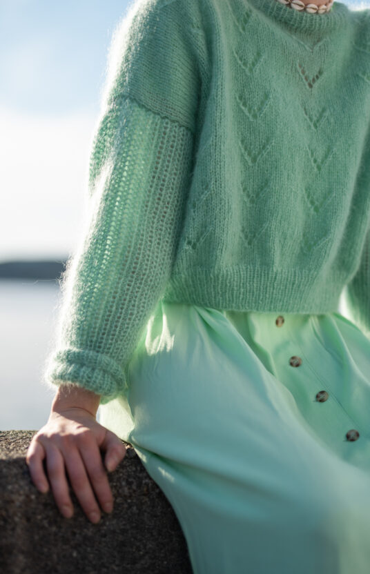 strikkeoppskrift genser dame strutur