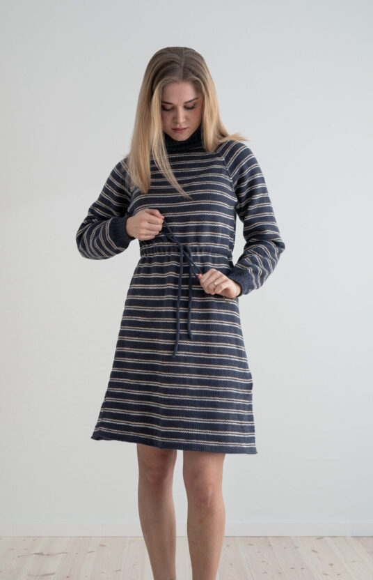 strikkeoppskrift kjole bomull dame