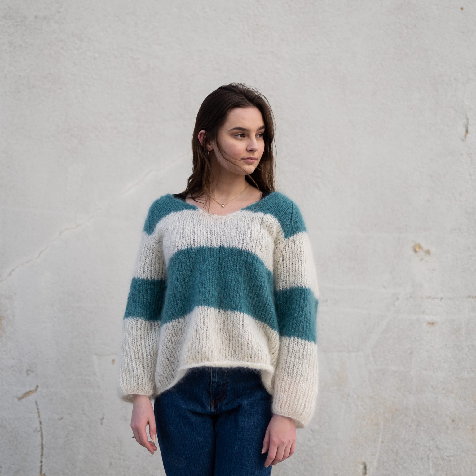 Fluff sweater | Fluffy mohair sweater | Knitting pattern - by HipKnitShop