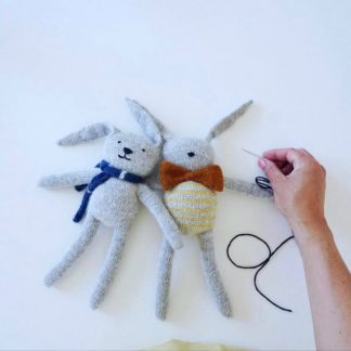  - Bunny knitting pattern | Ruth & Rolf | by HipKnitShop - 31/03/2021