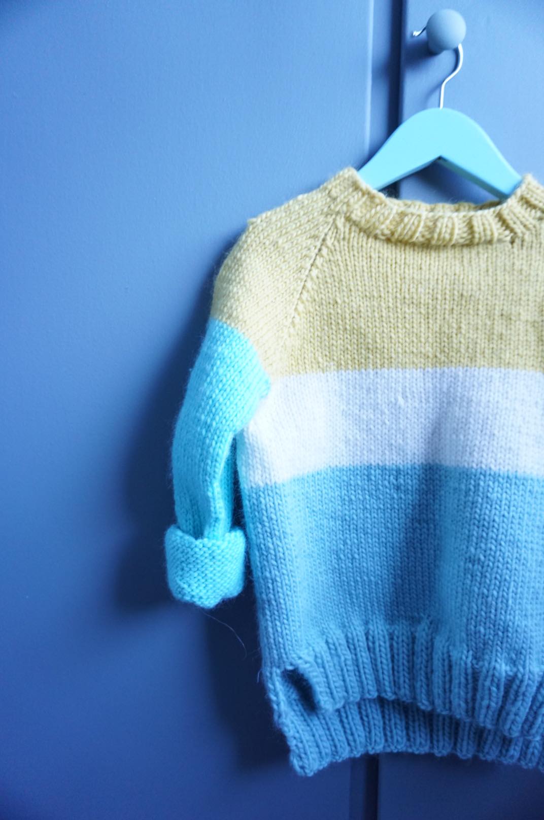 strikkeoppskrift genser barn - Jubel sweater kids | Knitting kit for kids sweater- by HipKnitShop - 12/02/2018