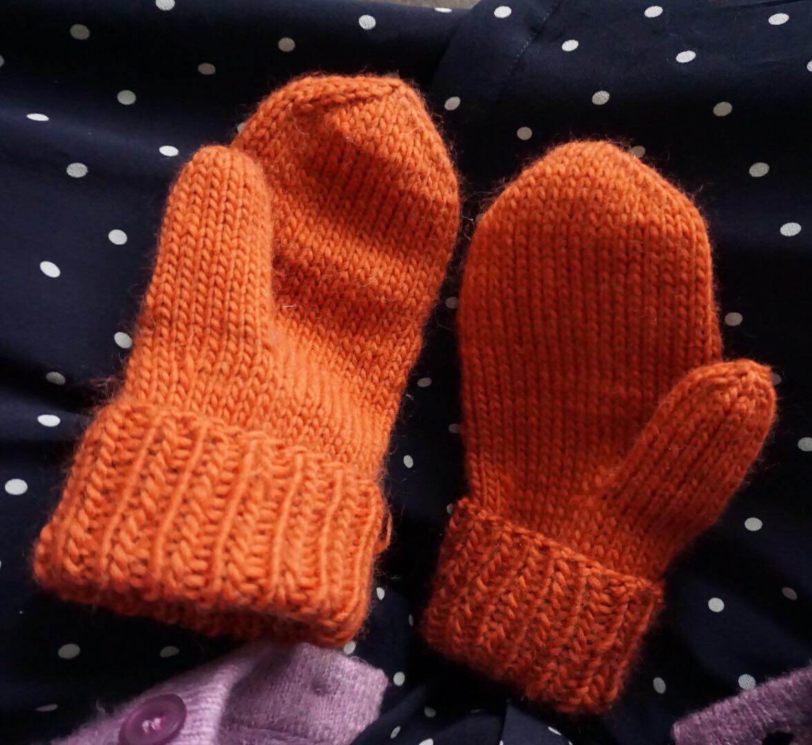 strikkeoppskrift enkle votter - Stay warm mittens | Knitting kit mittens - by HipKnitShop - 23/10/2018