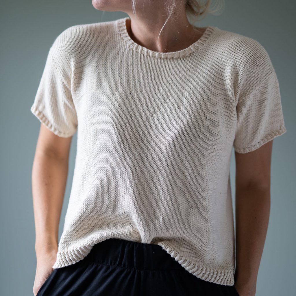 Jubel Tee | Knitting pattern T- shirt - by HipKnitShop
