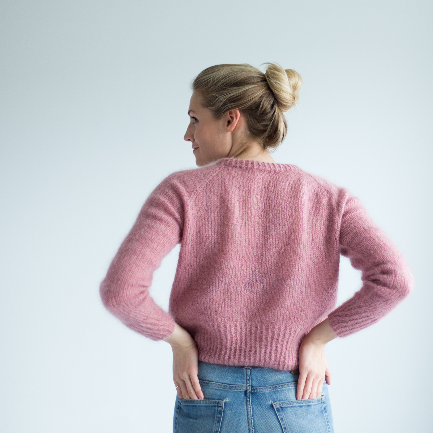 knitting pattern easy sweater women - Eben Sweater | Basic sweater women knitting kit - by HipKnitShop - 29/06/2018