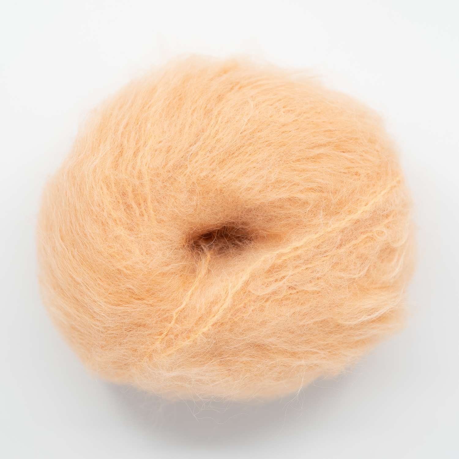  - Peach cream | Peach mohair yarn | Fluff - by HipKnitShop - 19/03/2020