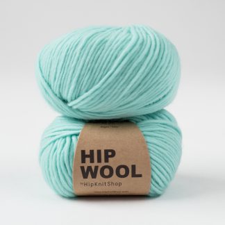 tykk ull , Knittingpattern , strikk garn nettbutikk - North Sweater Cropped | Turtleneck sweater knitting kit - by HipKnitShop - 14/11/2019