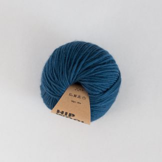 blue yarn online shop - Petrol blue - Hip Wool yarn | Blue yarn | Pure wool - by HipKnitShop - 09/09/2018