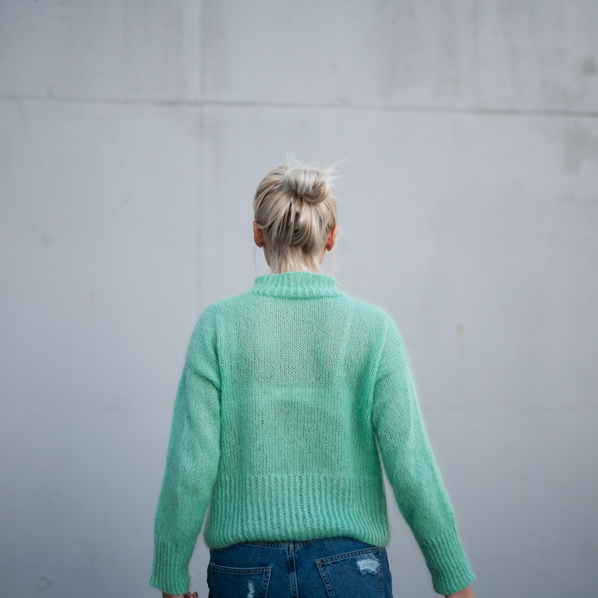 turtleneck sweater women knitting pattern