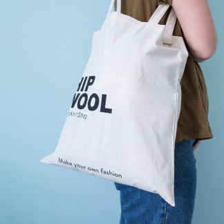  - Tote bag in recycled cotton. For shopping and yarn storage. - 23/03/2017