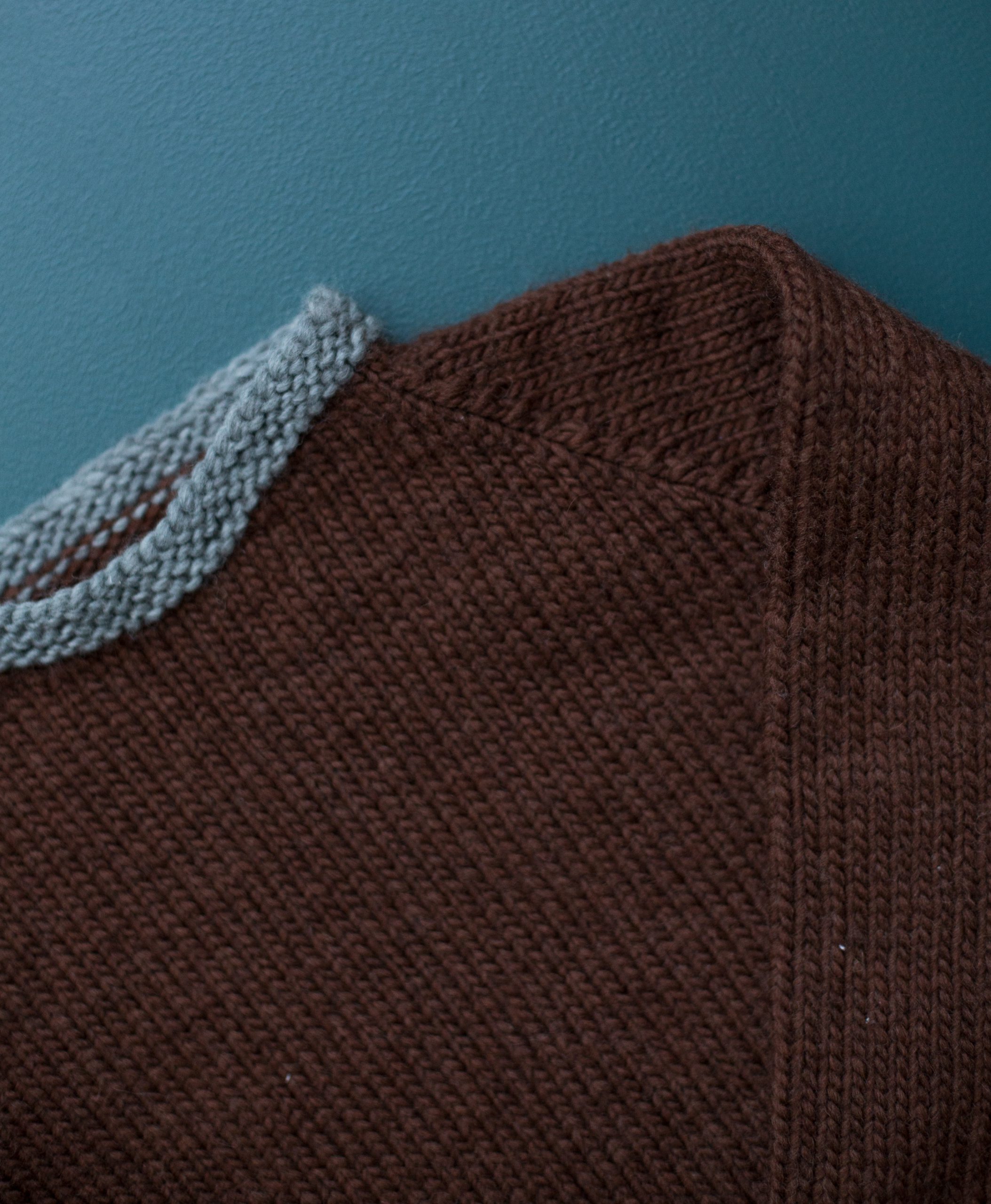  - Let´s plat sweater | Kids raglan sweater knitting pattern - by HipKnitShop - 30/11/2017