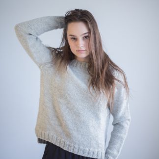 knitting patten sweater raglan women grey