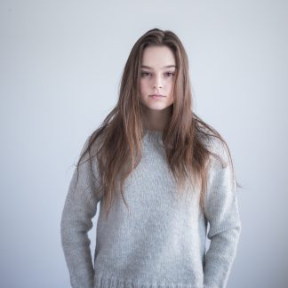 knitting kit sweater raglan women grey