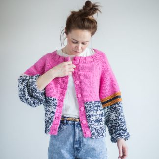 genser dame strikkeoppskrift - Pop Jacket | Cool knitted jacket for women - by HipKnitShop - 15/12/2017
