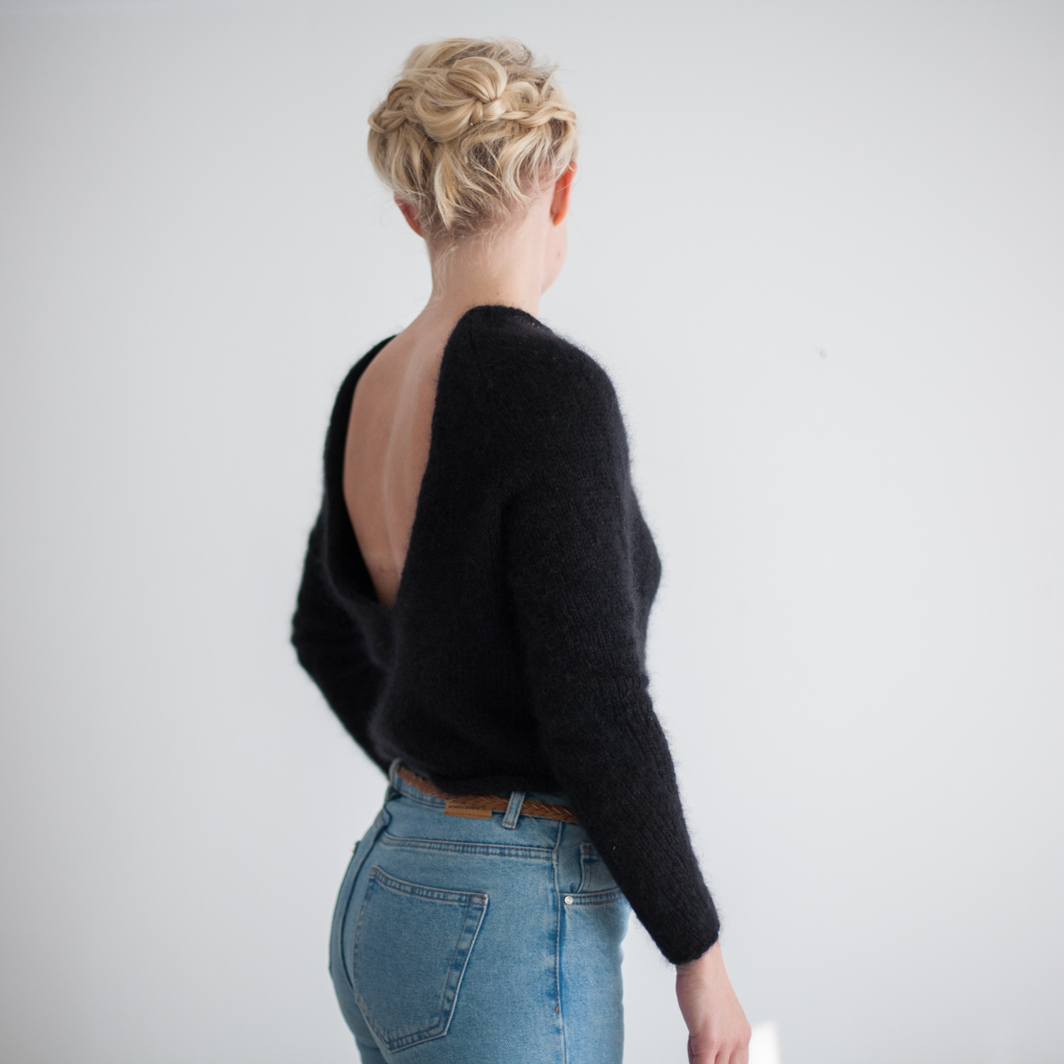 strikkeoppskrift genser med bar rygg