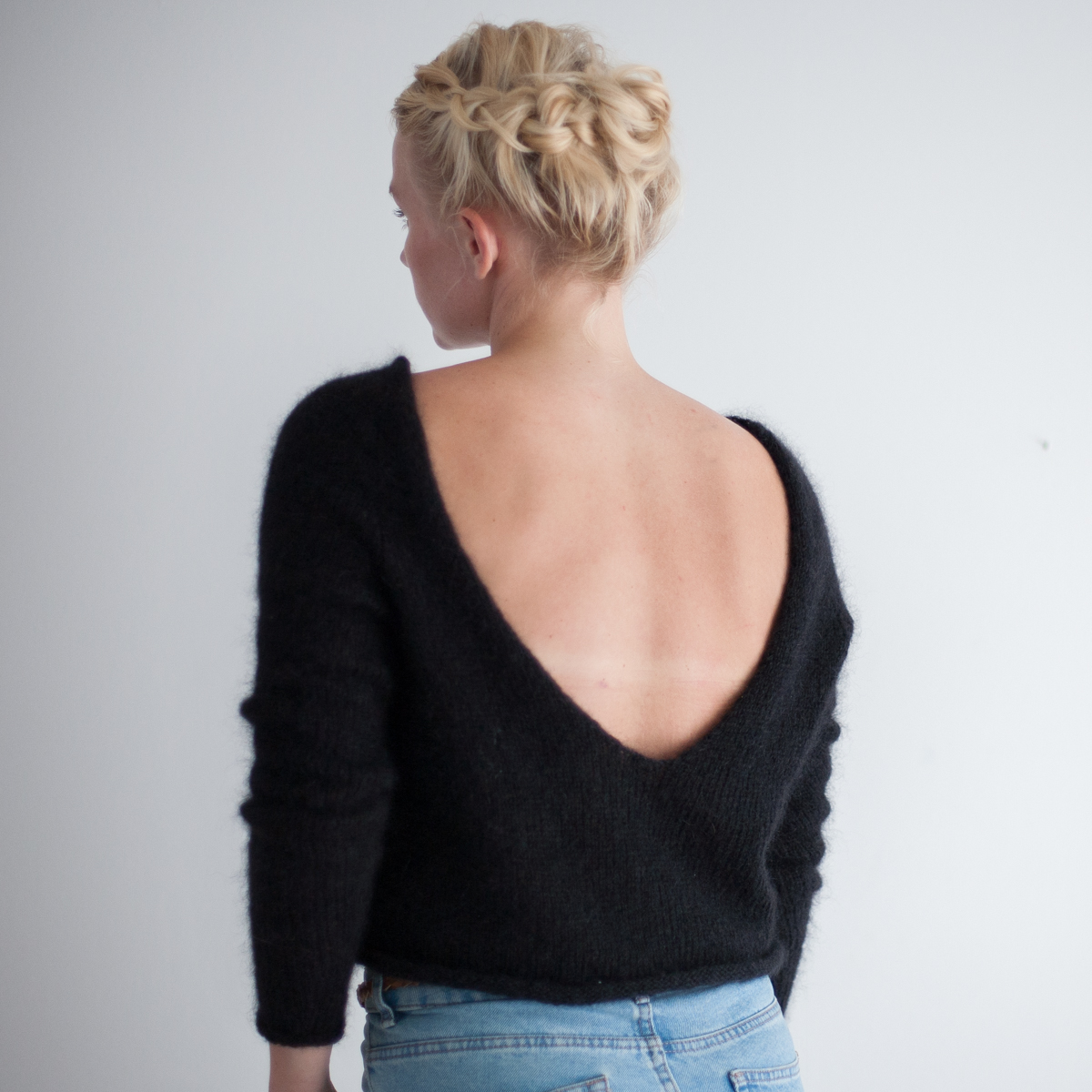 knitting pattern v back sweater