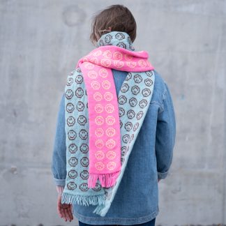  - Put a smile on scarf | Pattern smiley scarf | Knitting kit - by HipKnitShop - 16/02/2022