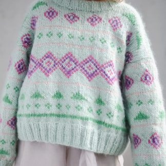 colorful knitting pattern women