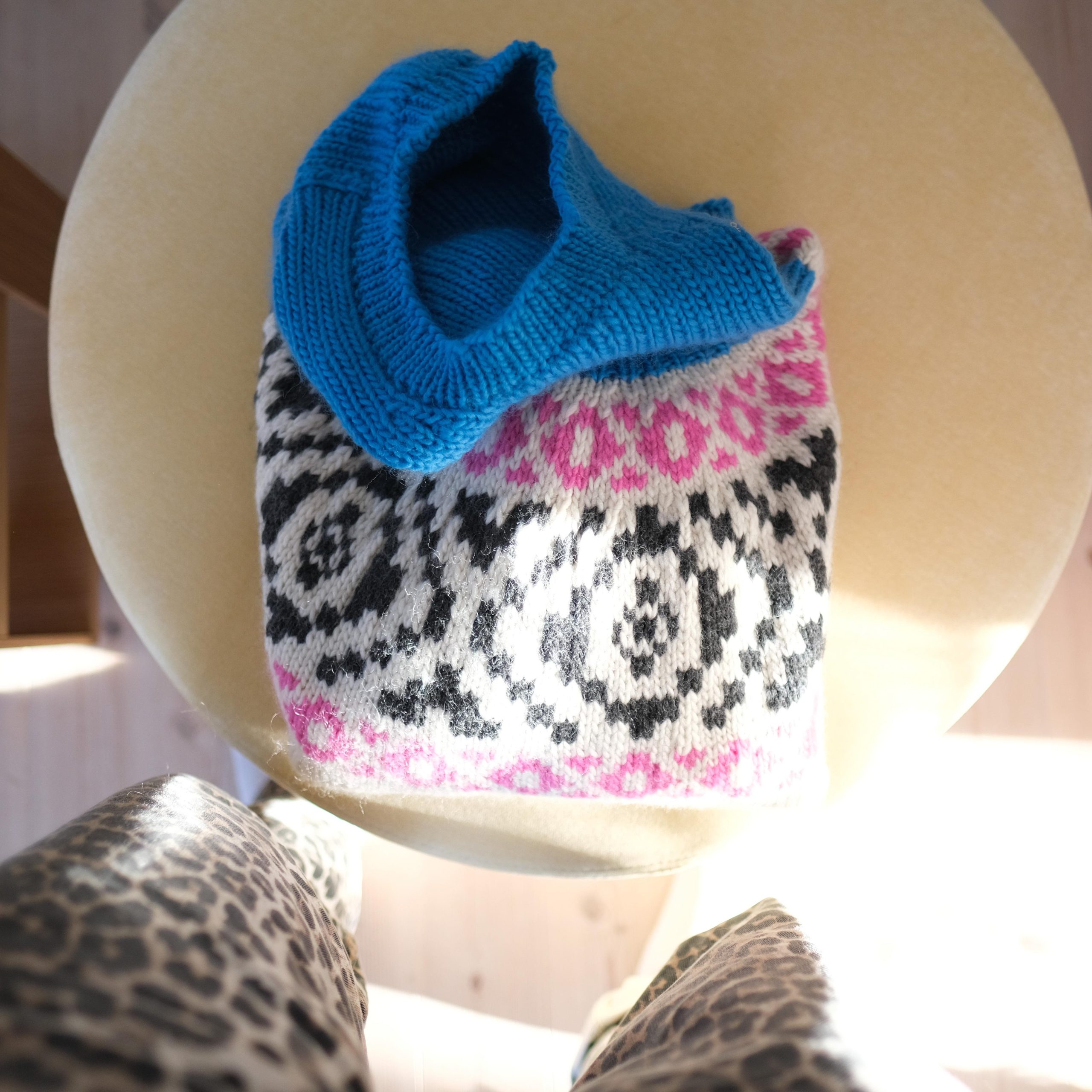  - Roxana | Round yoke sweater with pattern | by HipKnitShop - 25/10/2022