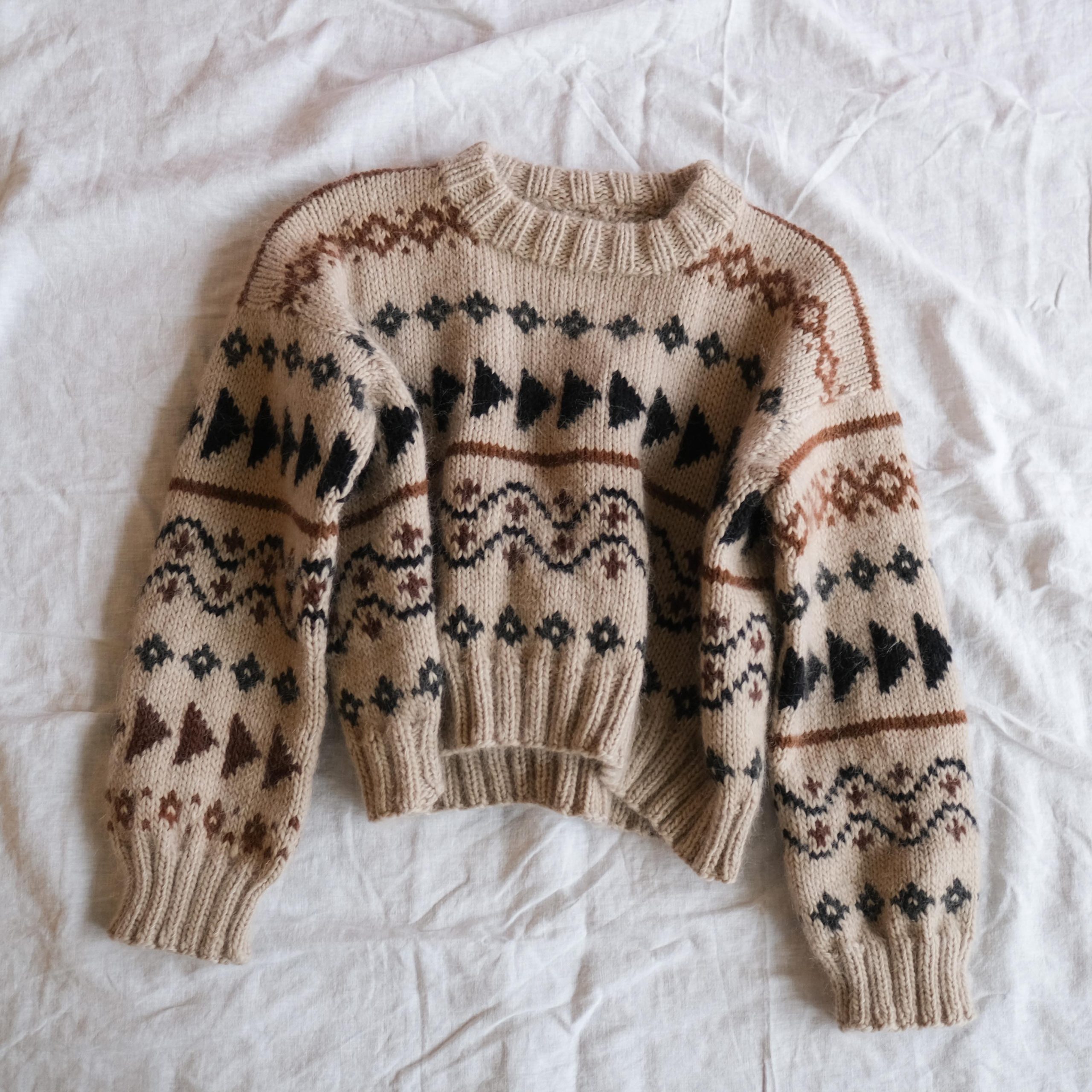 Rewind sweater | 80s sweater | Knit pattern- HipKnitShop