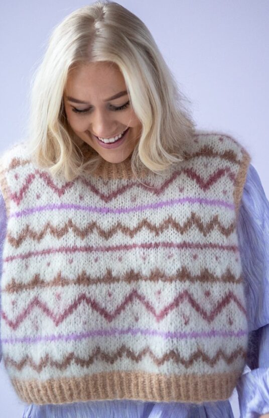 kul strikkevest dame oppskrift