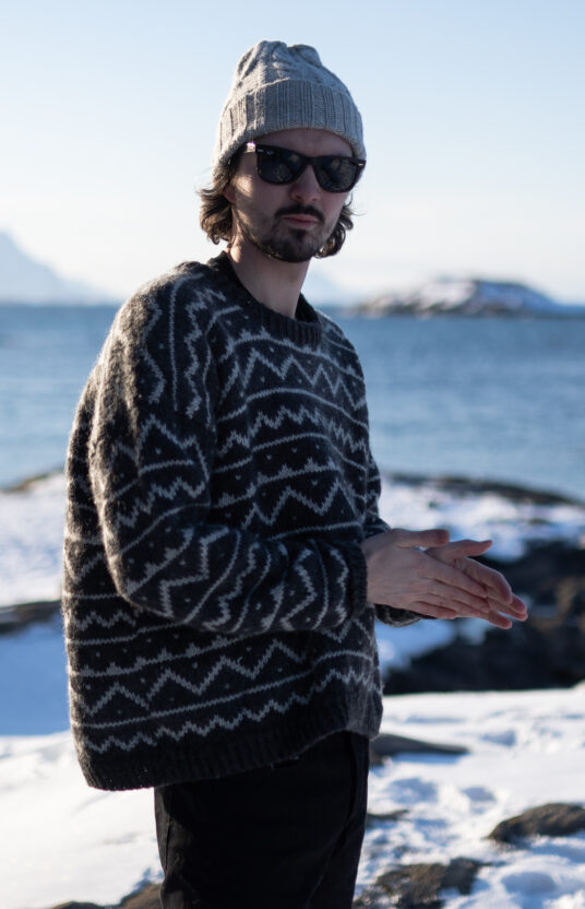 mens knitted sweater pattern