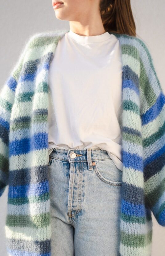 strikkeoppskrift jakke med striper dame fluff