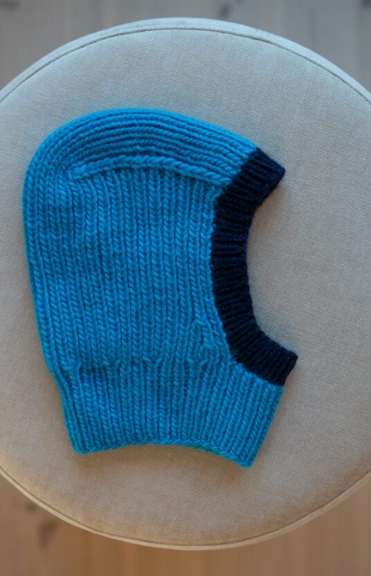 strikkeoppskrift balaklava dame og barn
