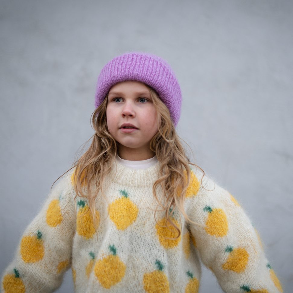 146746-Fruity-genser-barn-strikkeoppskrift-29 - HipKnitShop fruity sweater