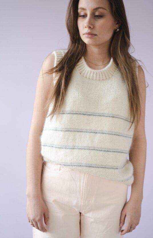 strikkeoppskrift vest dame