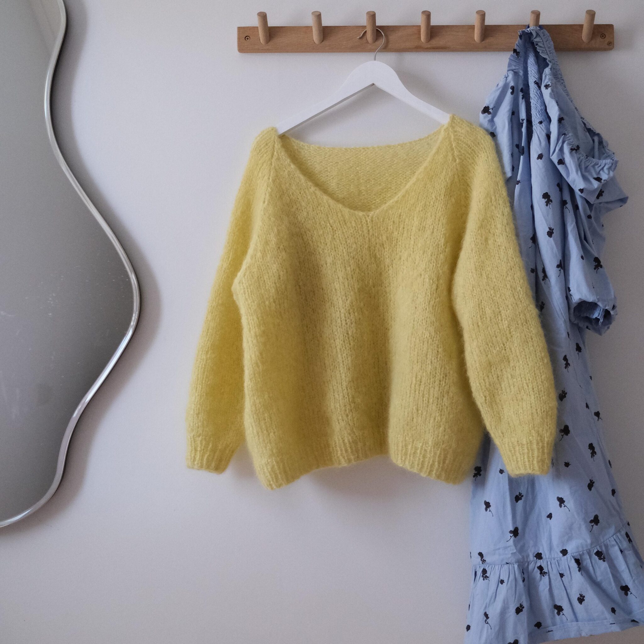 164663-Ny-Fluff-genser-kit-13 - HipKnitShop fluffy mohair gensere strikkeoppskrift