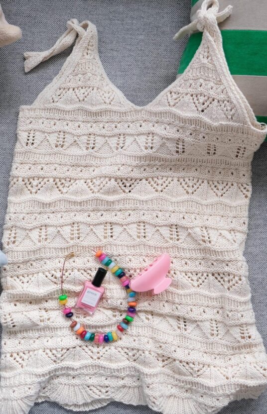 kjole strukturstrikk oppskrift