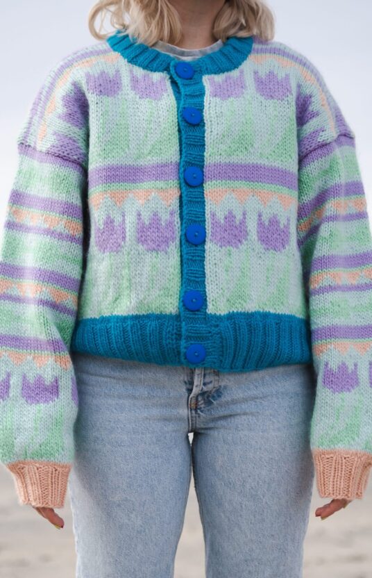 Tulipan jakke blå/mint/lilla garnpakke