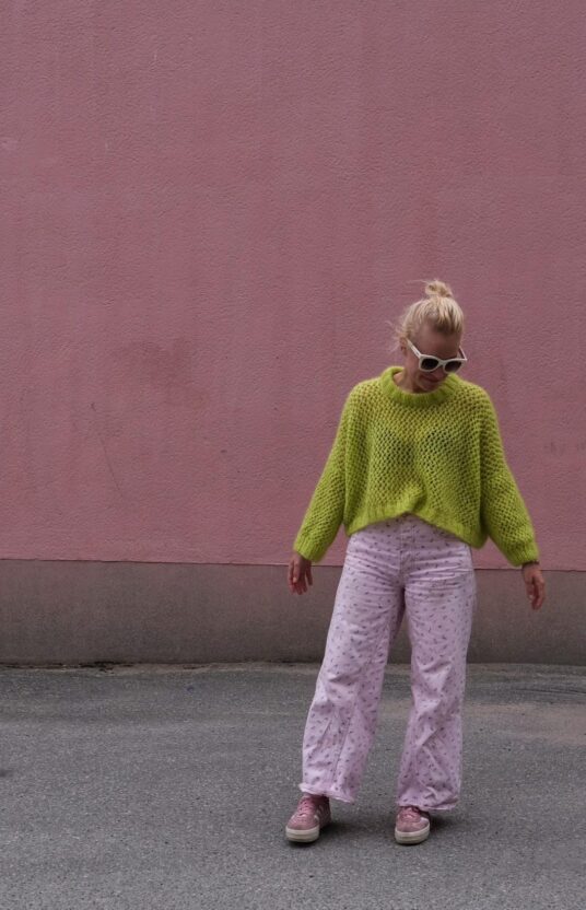 enkelt hullmønster strikk