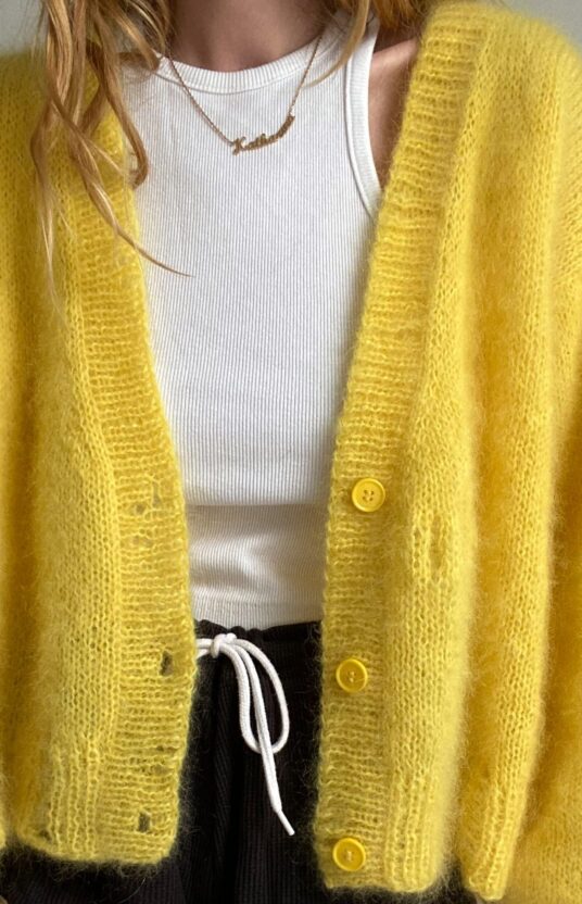 Strikkeoppskrift jakke til dame