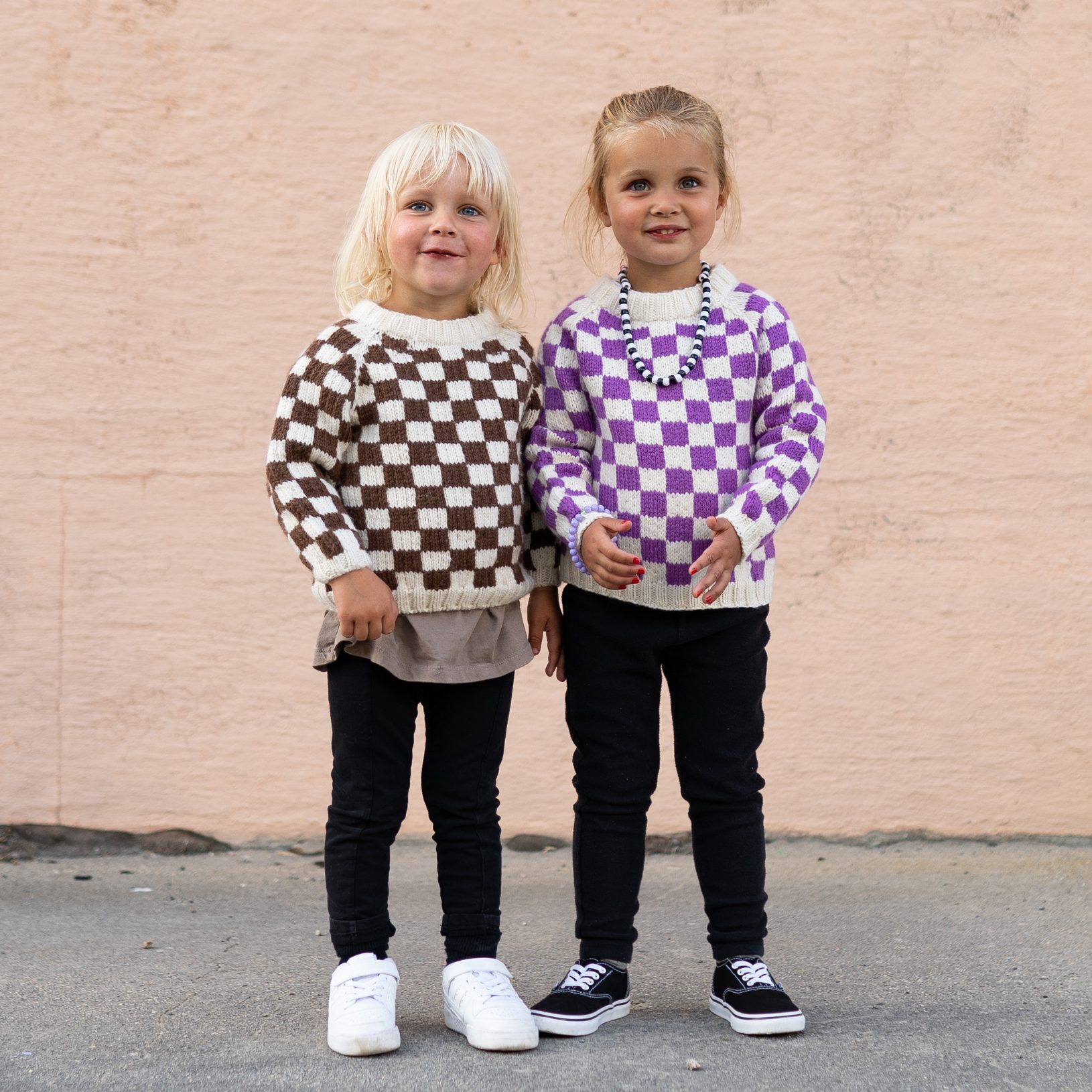 184307-Chess-genser-kit-2 - HipKnitShop barnestrikk bukse hipknitshop_