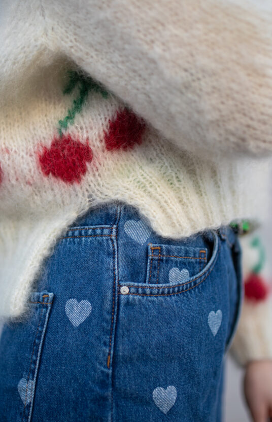 strikkeoppskrift cherry genser dame