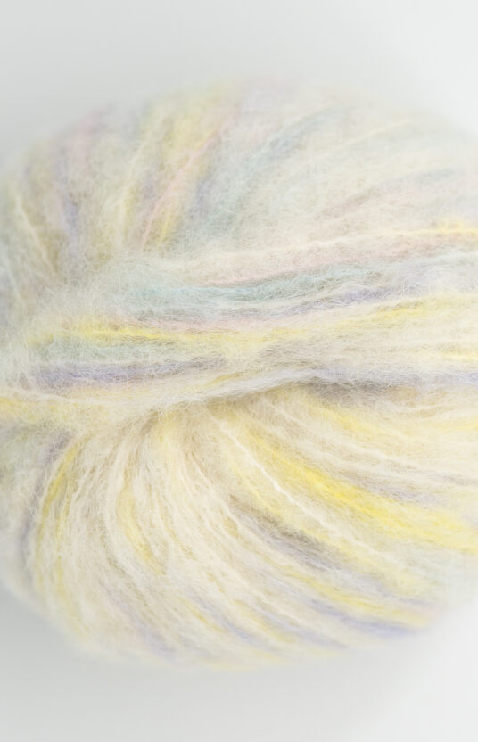 håndfarget garn BonBon børstet alpakka