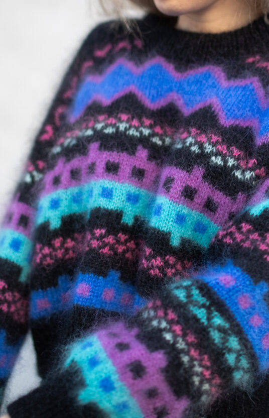 strikkegenser dame fargerik