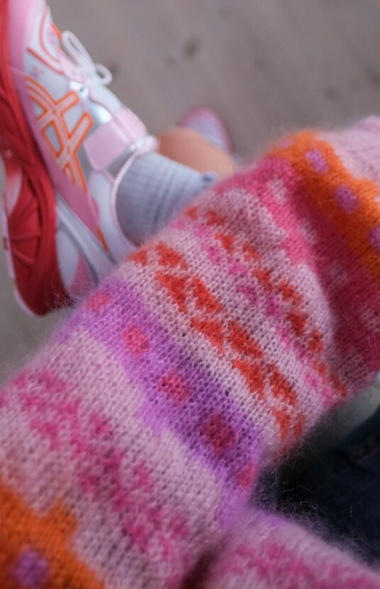 strikkegenser dame oppskrift 80talls