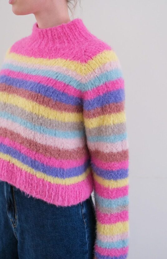 strikkeoppskrift genser striper dame