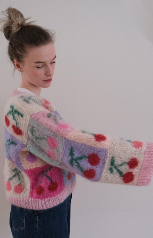 strikkejakke fargerik oppskrift bestemorruter