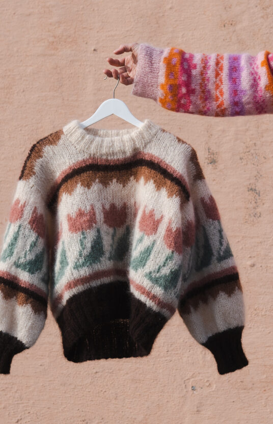 197972-Tulipan-genser-earth-kit-5 - HipKnitShop Fluffy sweater women's pattern