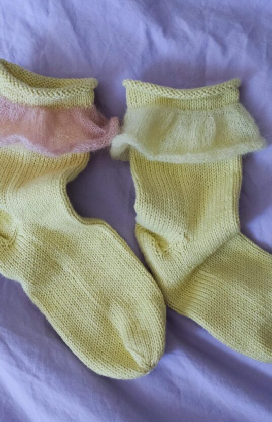 STRIKKEOPPSKRIFT SOKKER BOMULL