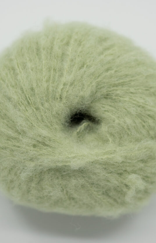 BonBon brushed alpaca yarn