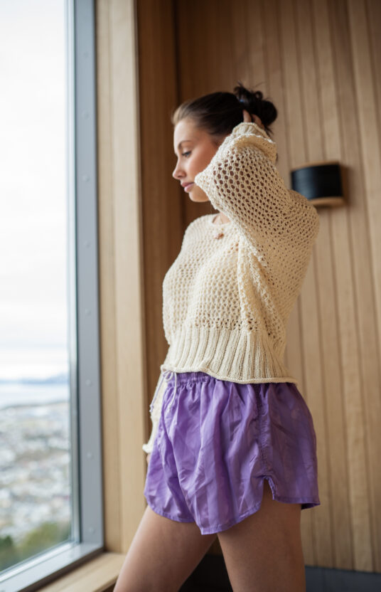 strikkeoppskrift lett sommergenser bomull