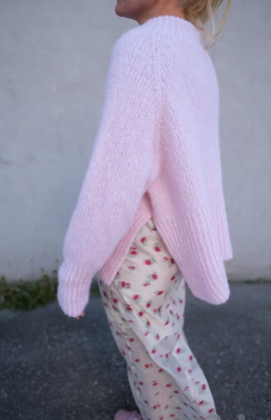 Sweet fantasy sweater