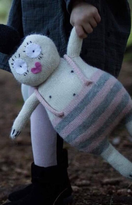 teddy bear girl - HipKnitShop