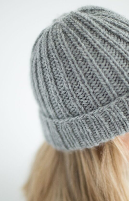 favorittlue strikkeoppskrift hip wool