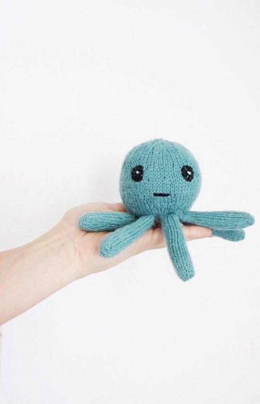 25492-Baby-Edgar-strikkeoppskrift-2 - HipKnitShop kids design knitting pattern